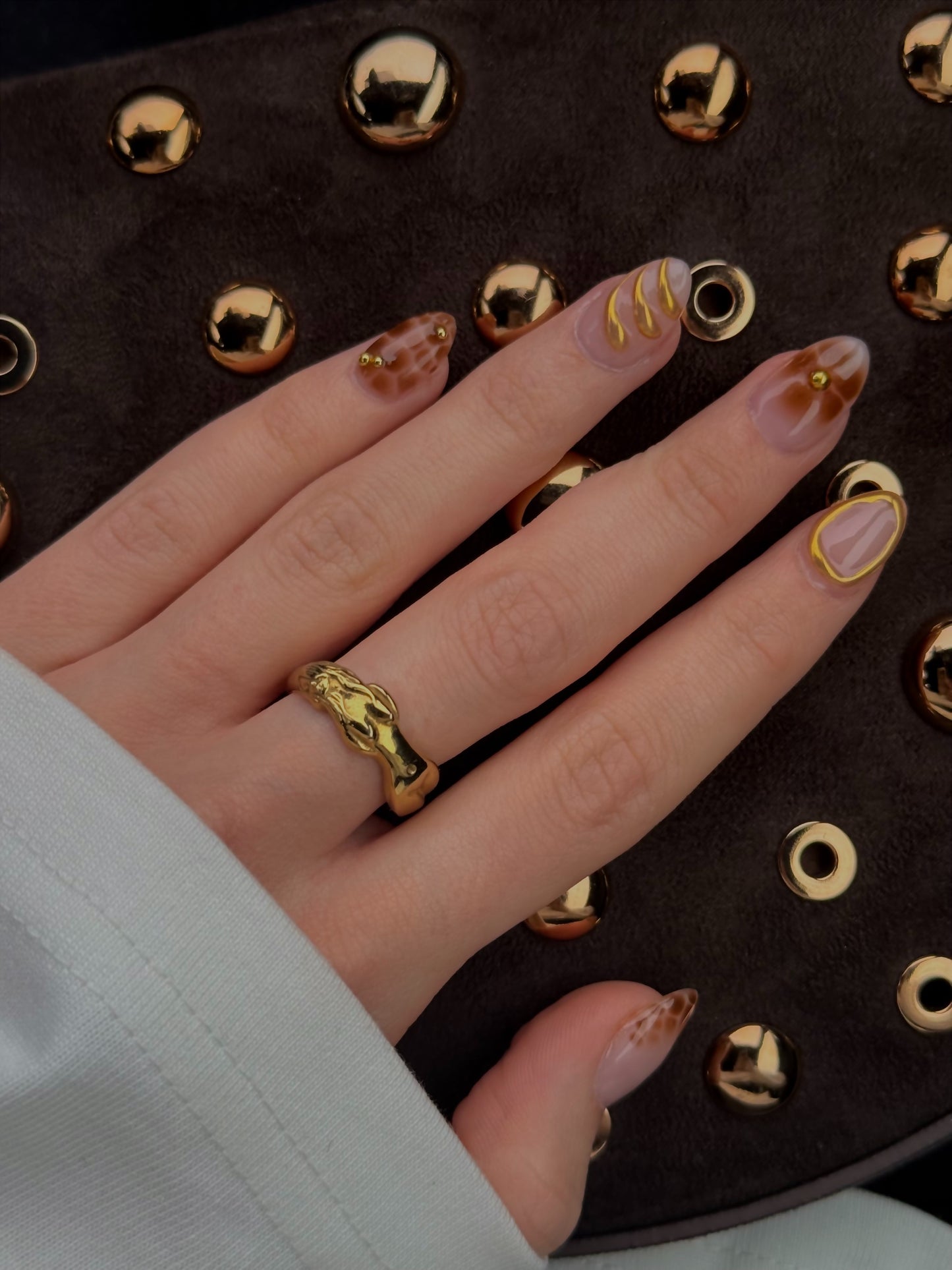 Leda Ring